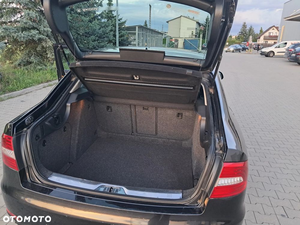 Skoda Superb 1.8 TSI Business DSG - 20