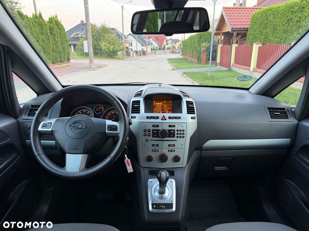 Opel Zafira 1.8 Easytronic Family Plus - 22