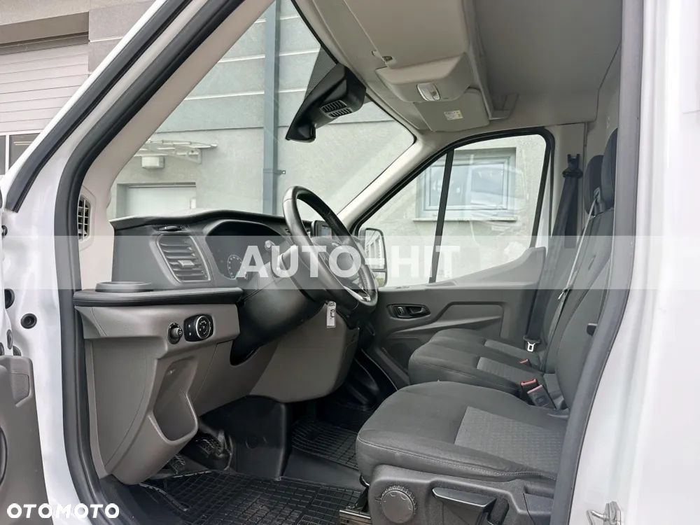 Ford Transit - 6