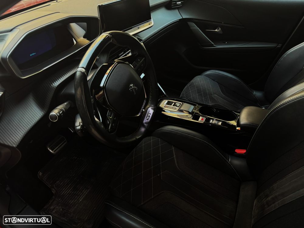 Peugeot 208 - 7