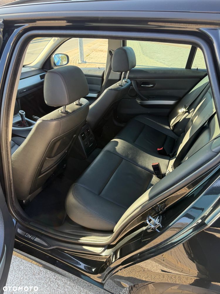 BMW Seria 3 320d - 7