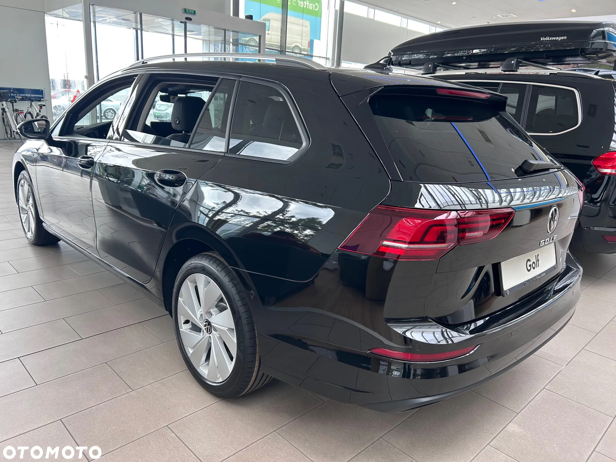 Volkswagen Golf VIII 2.0 TDI Life Plus DSG - 2