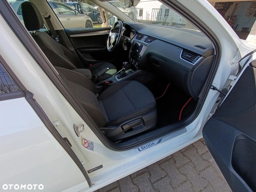 Skoda Octavia 2.0 TDI DSG Soleil - 20