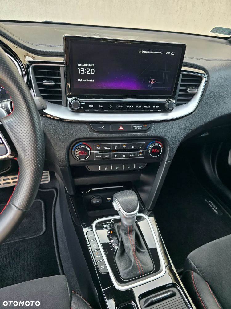 Kia ProCeed - 21