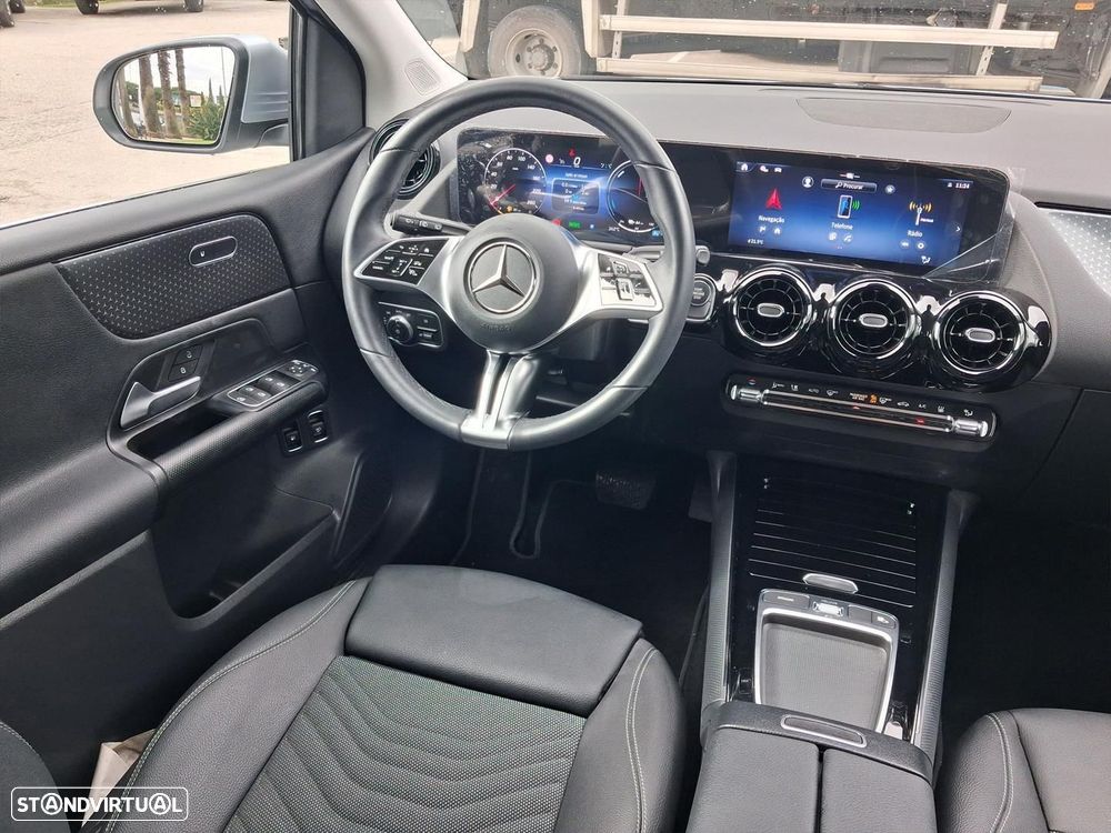 Mercedes-Benz B 250 e - 35