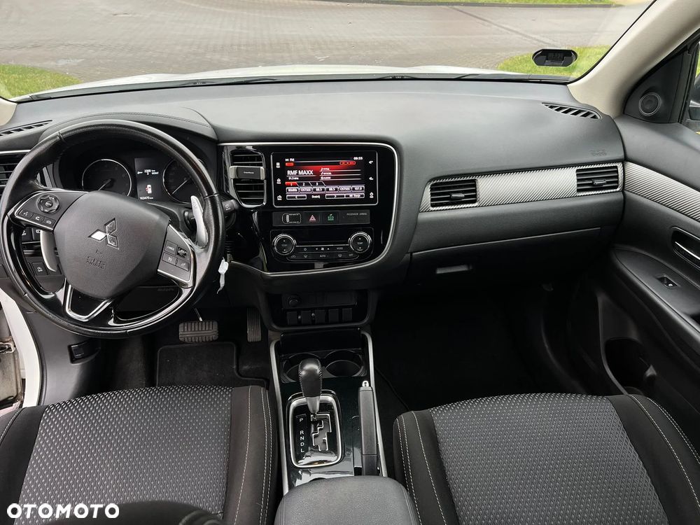 Mitsubishi Outlander 2.0 2WD CVT Diamant Edition - 9