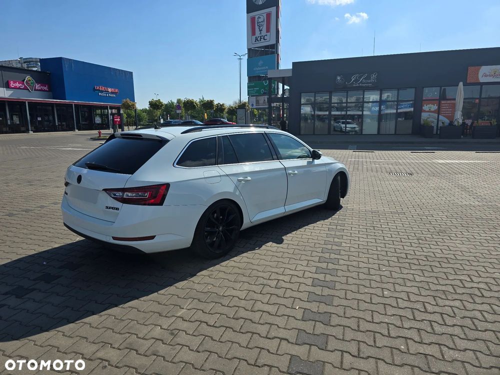 Skoda Superb 2.0 TDI Active DSG - 2
