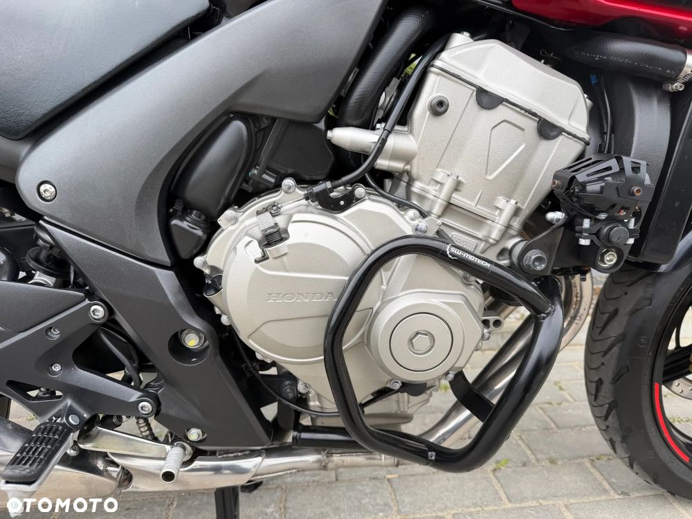 Honda CBF - 19