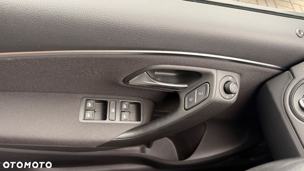 Volkswagen Polo - 11