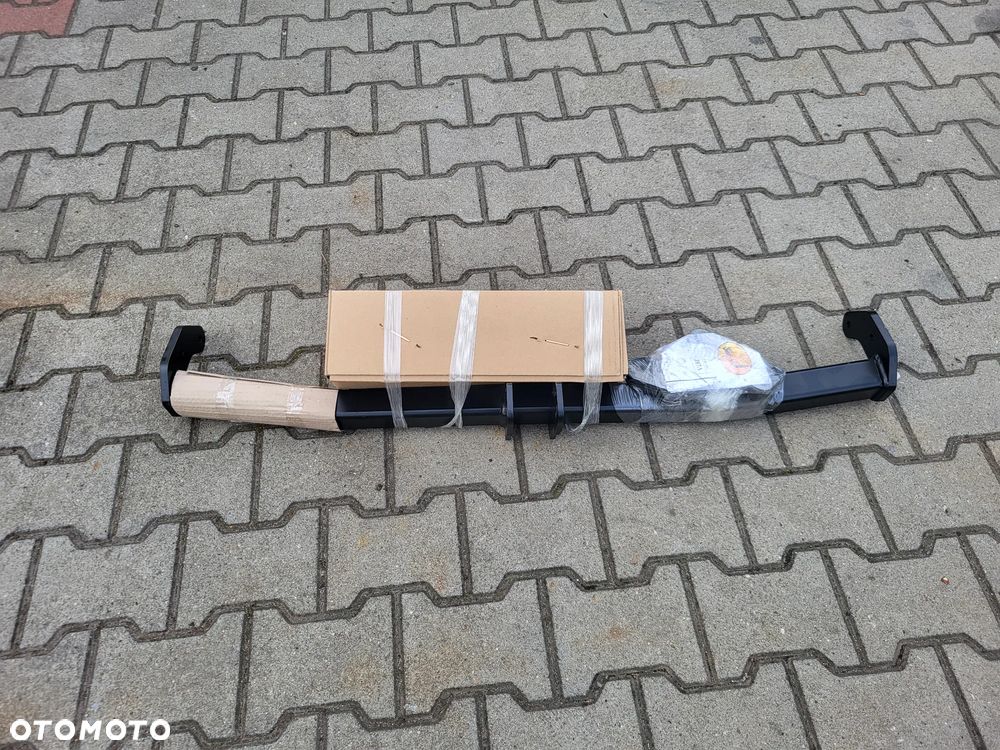 Hak Hyundai i 30 CW AUTOMAT Kombi,poza wersją N-Line (dot.Wiązki bez obsługi świateł LED w przyczepie - 2