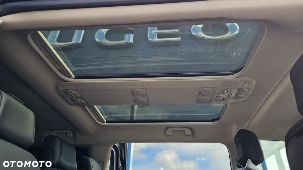 Peugeot Traveller 2.2 BlueHDi Long Business VIP EAT8 - 8