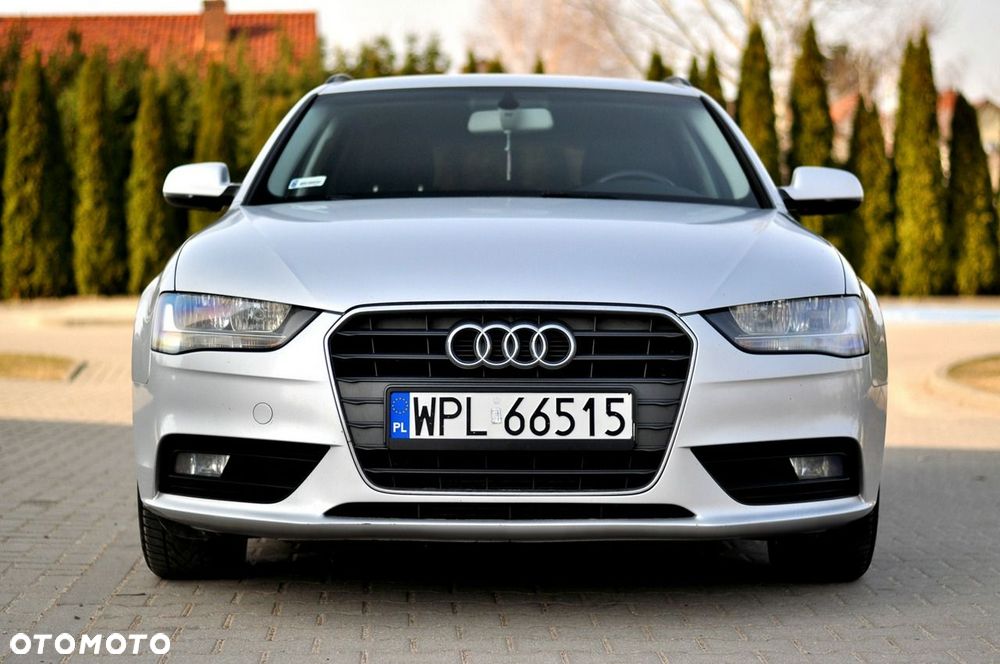 Audi A4 Avant 2.0 TDI DPF Ambiente - 22
