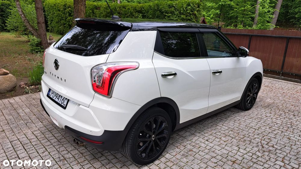 SsangYong/KGM Tivoli e-XDi 160 2WD Black+White - 7