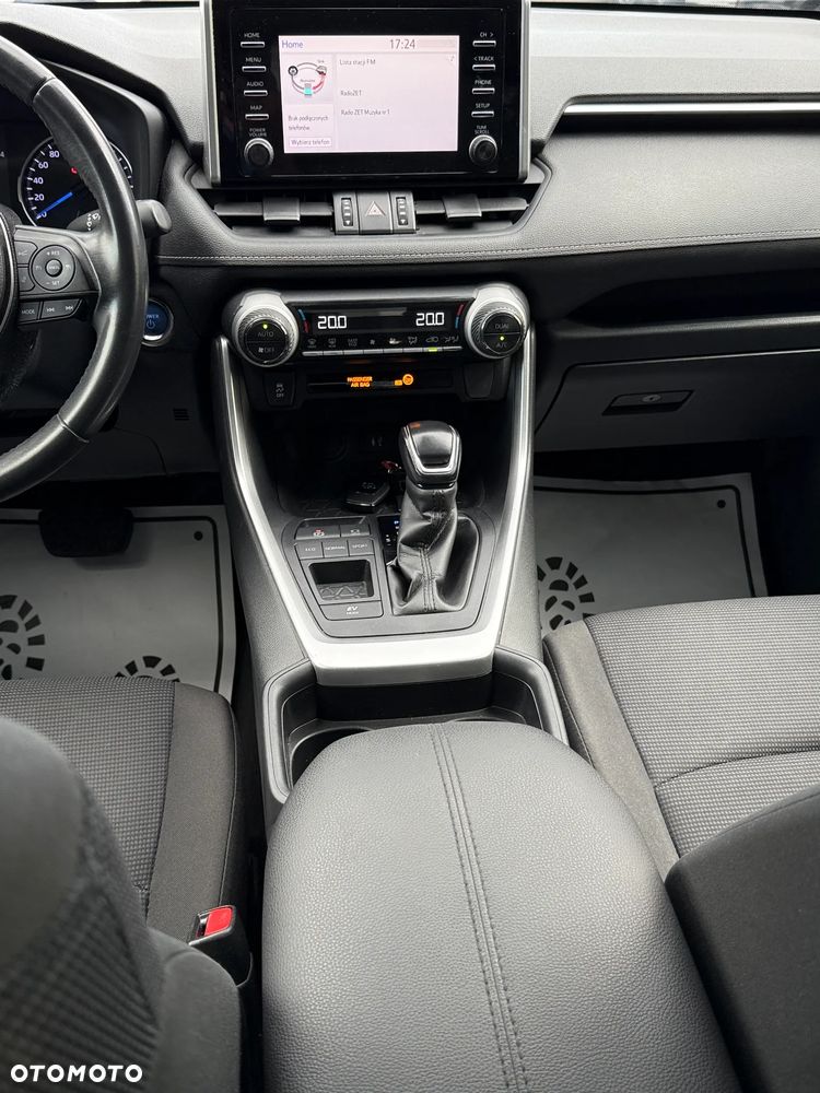 Toyota RAV4 - 6