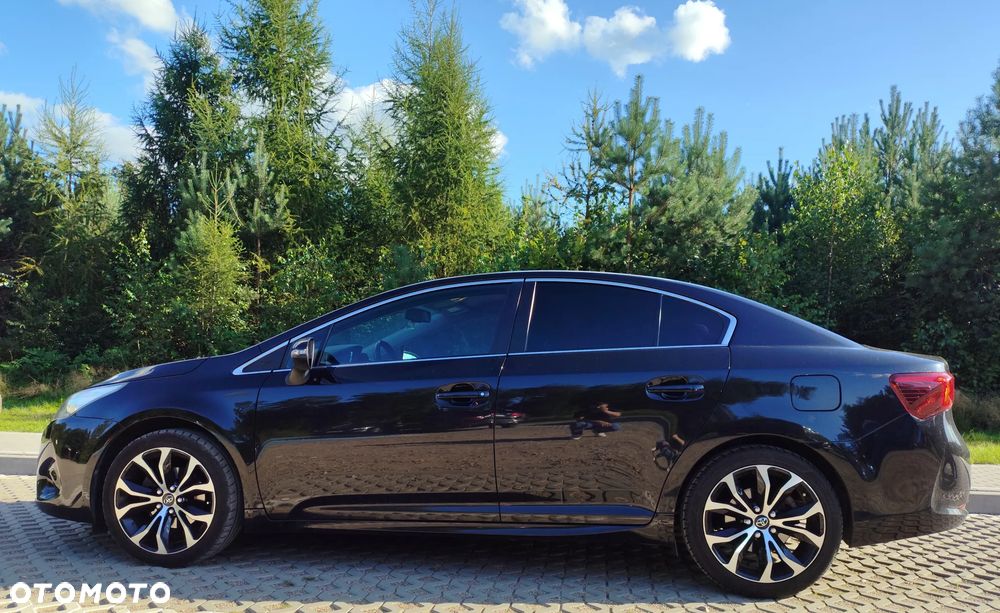 Toyota Avensis 1.6 Active - 3