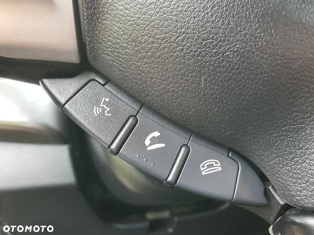 Mitsubishi Lancer 1.8 Invite - 35