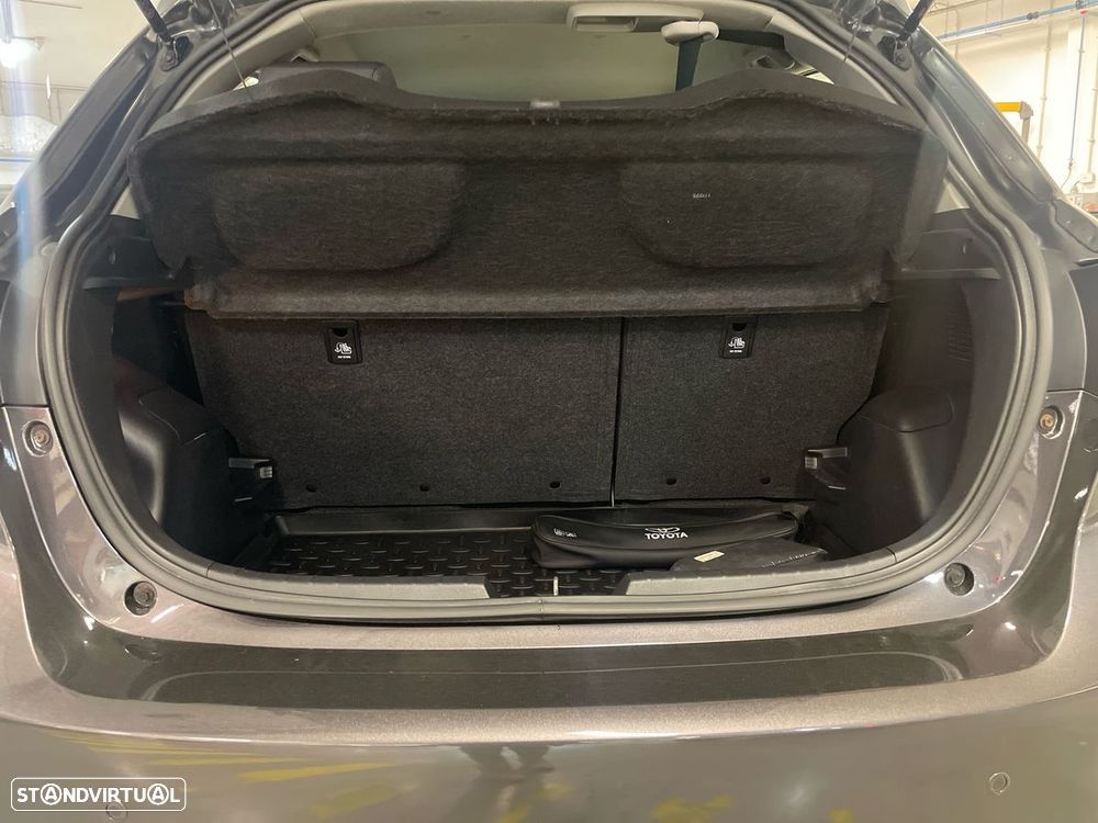 Toyota Yaris - 10