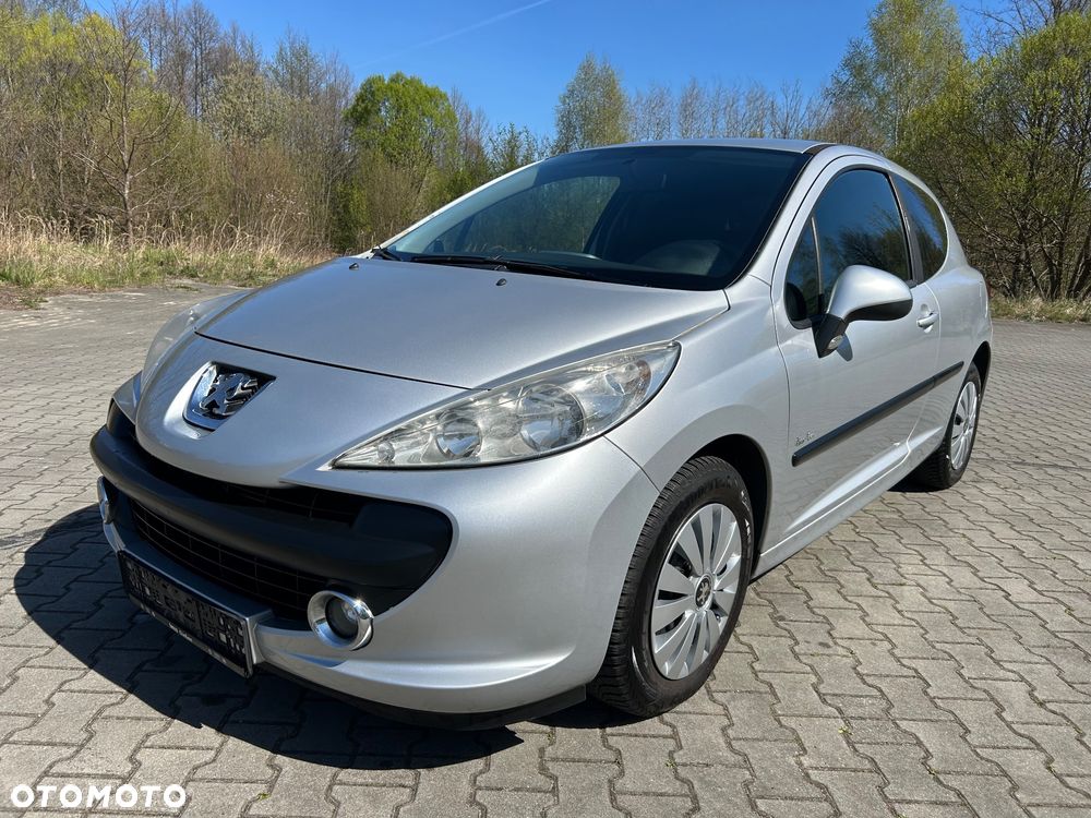 Peugeot 207 75 Filou - 1