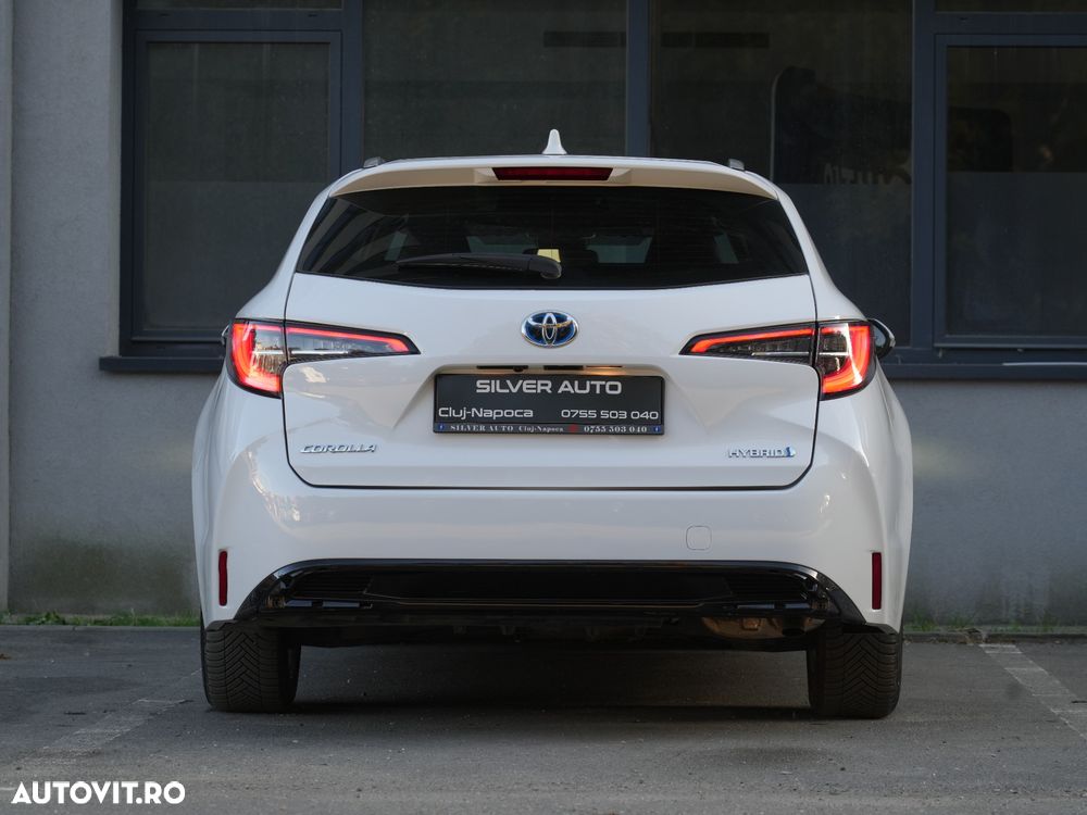 Toyota Corolla 1.8 Business Edition - 25