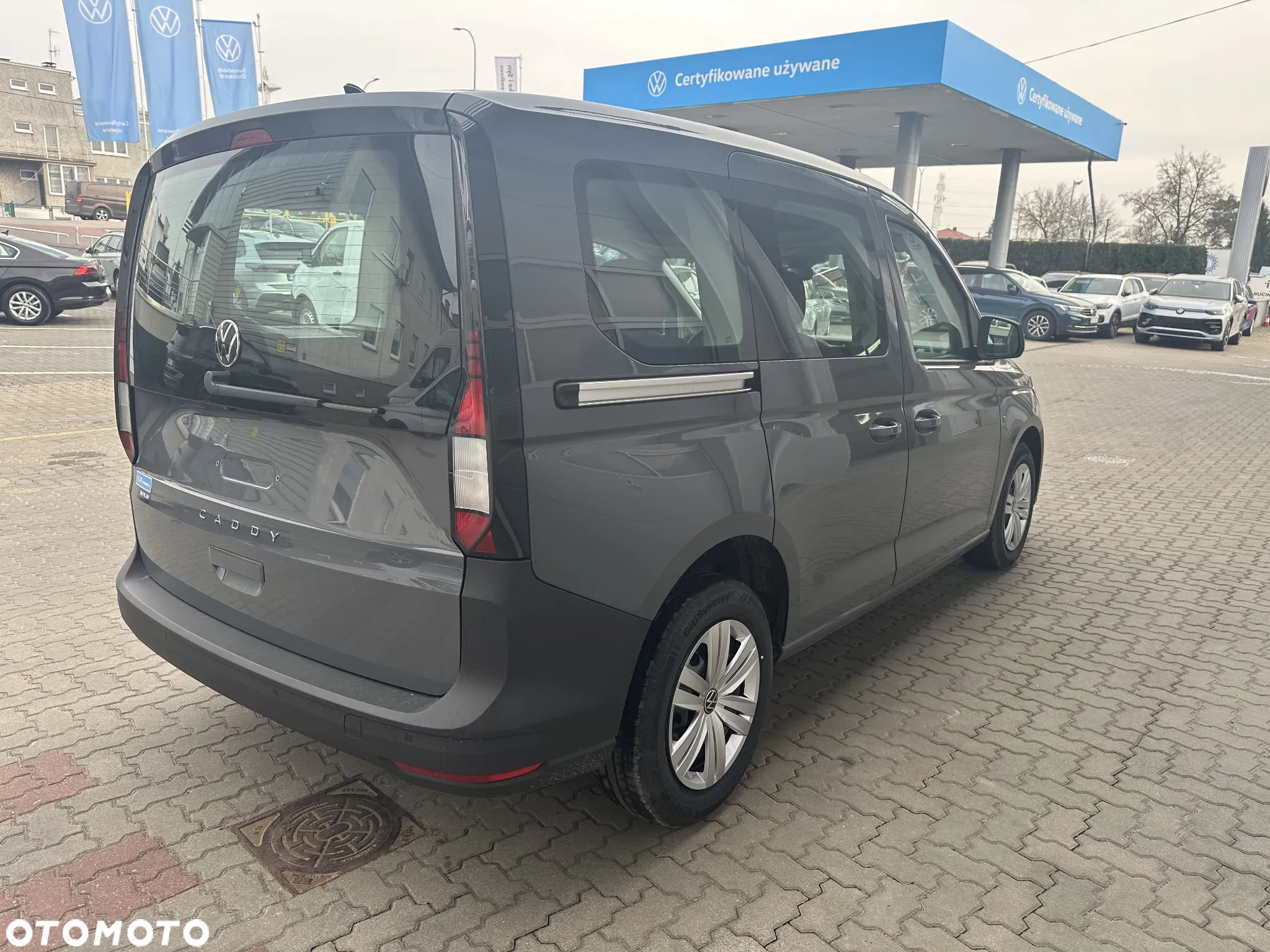 Volkswagen Caddy 2.0 TDI DSG - 5