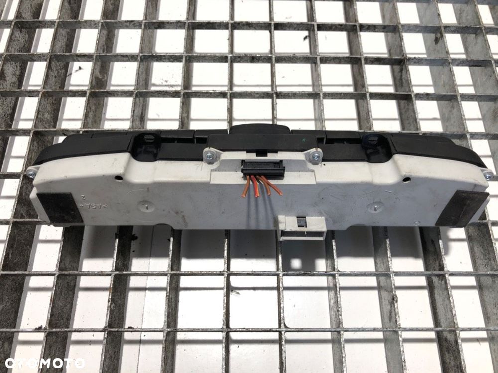 PANEL PRZEŁĄCZNIK AWARYJNYCH  VW CRAFTER 30-35 Autobus (2E_) 2006 - 2016 2.5 TDI 80 kW [109 KM] - 3