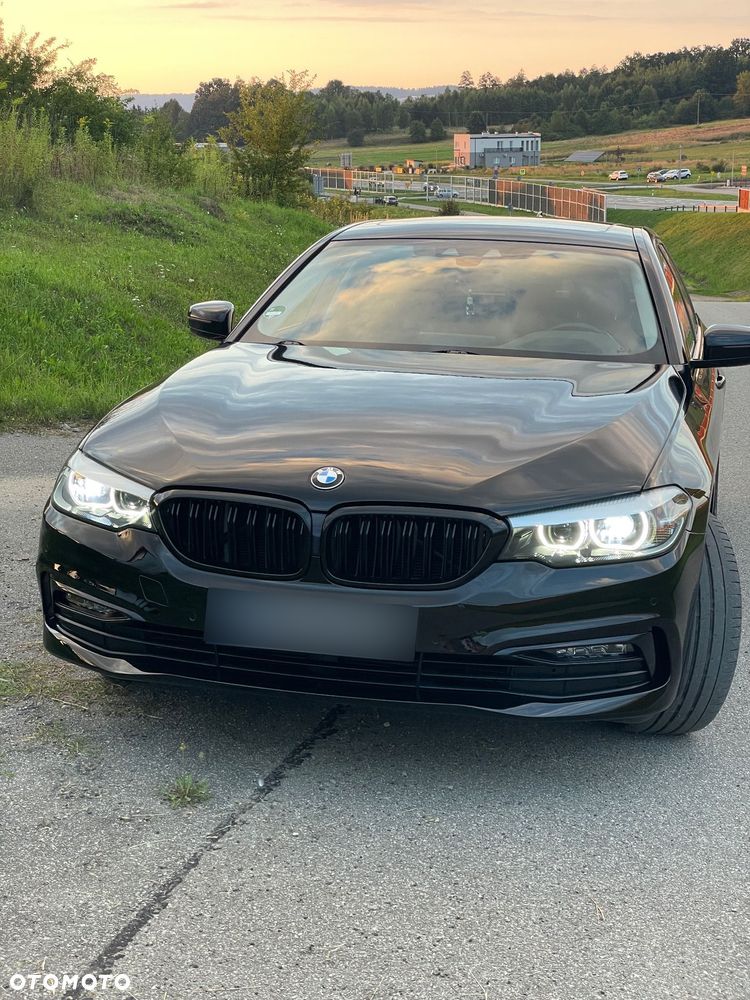BMW Seria 5 520d xDrive - 21