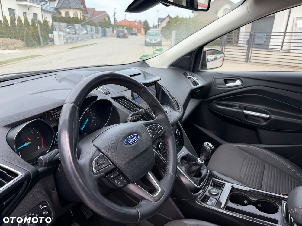 Ford Kuga 2.0 TDCi 4x2 Titanium - 21