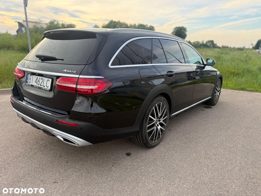 Mercedes-Benz Klasa E 200 4-Matic All-Terrain Exclusive - 6