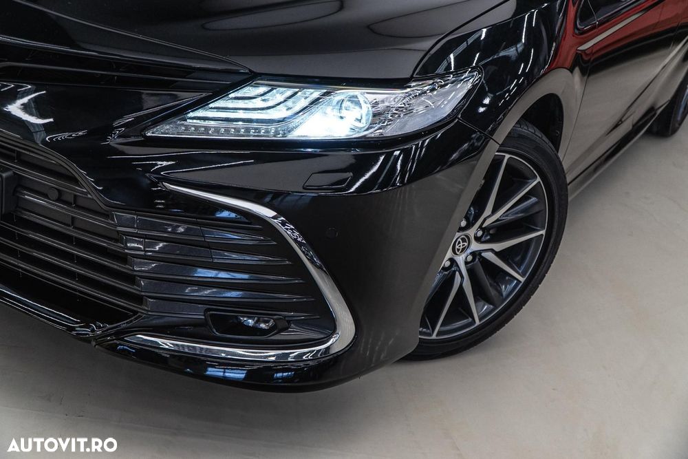 Toyota Camry 2.5 Exclusive - 38