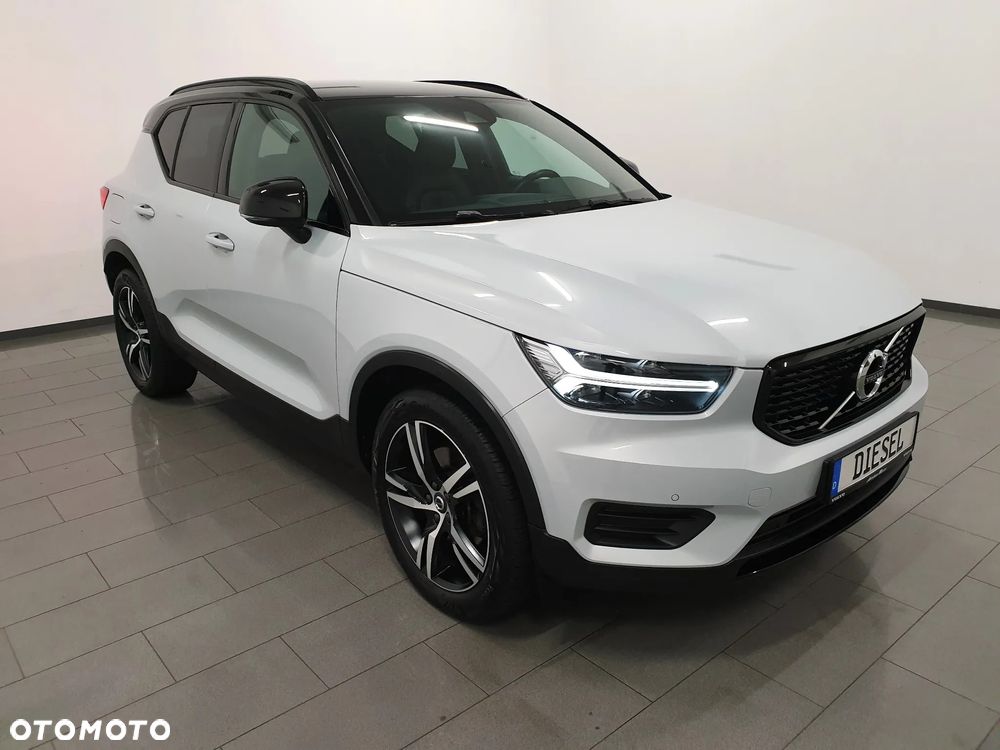 Volvo XC 40 D4 AWD R-Design - 38