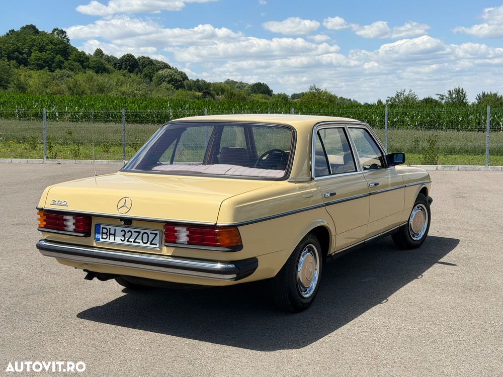 Mercedes-Benz W123 - 11