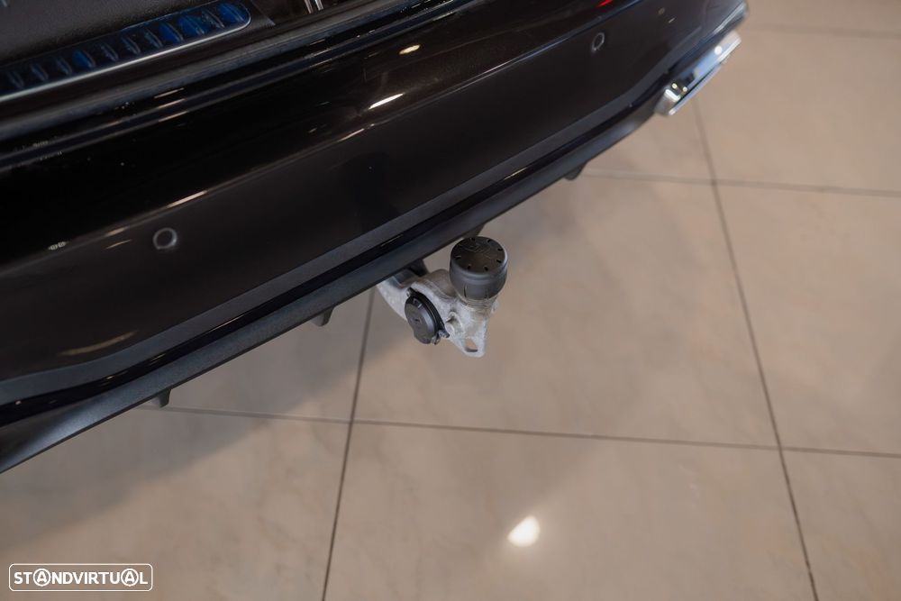 Mercedes-Benz C 300 e AMG Line - 28