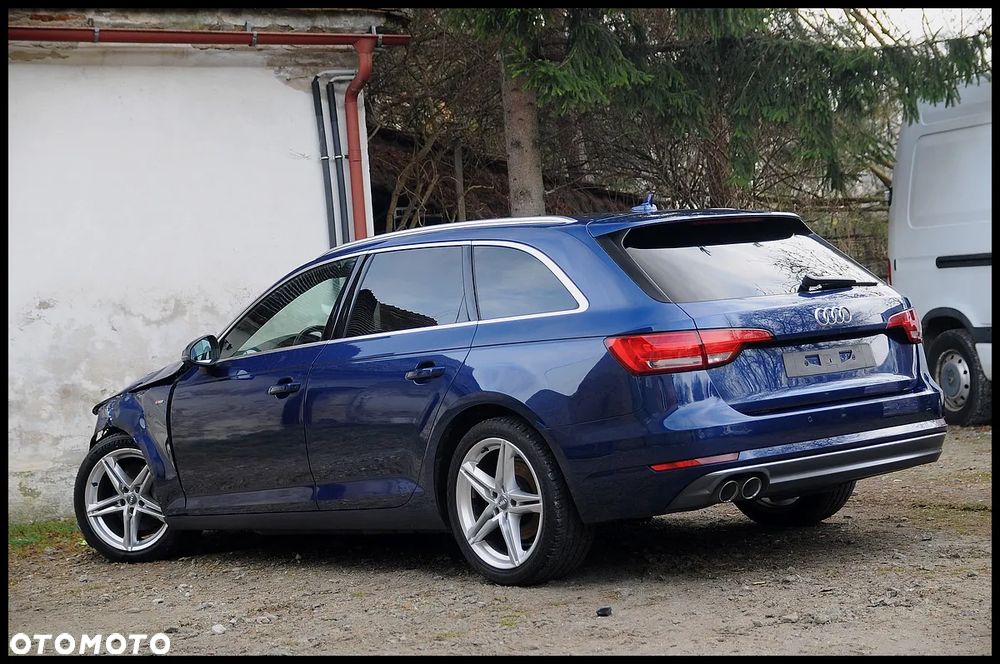 Audi A4 Avant - 16