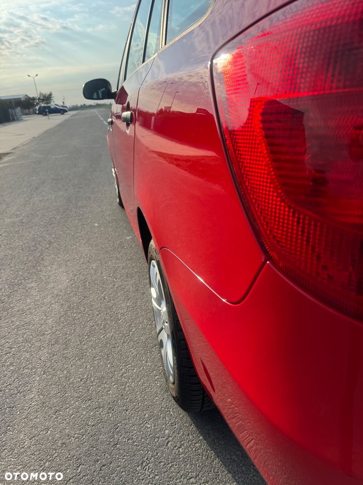 Skoda Fabia 1.2 HTP Active - 4
