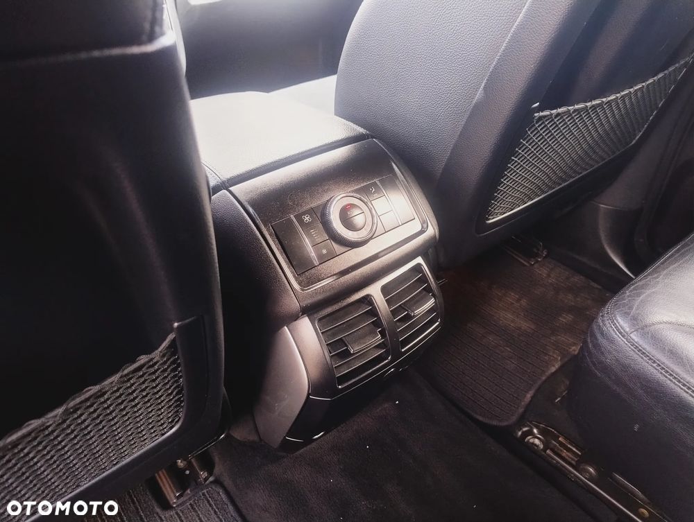 Mercedes-Benz Klasa R 500 4Matic 7G-TRONIC - 13