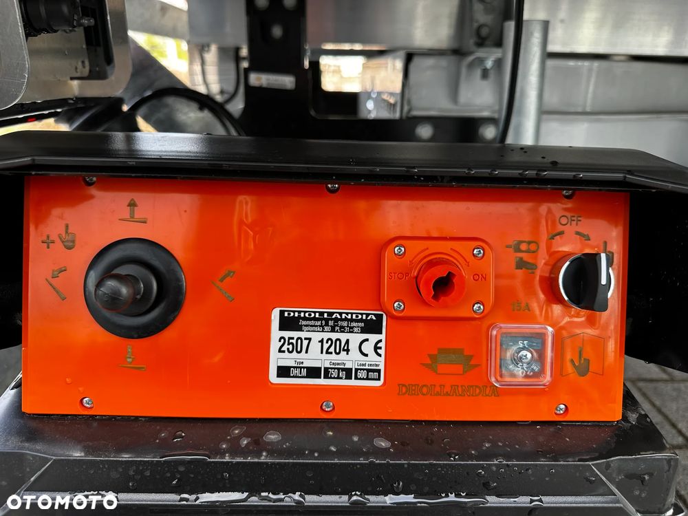Mercedes-Benz Sprinter - 30