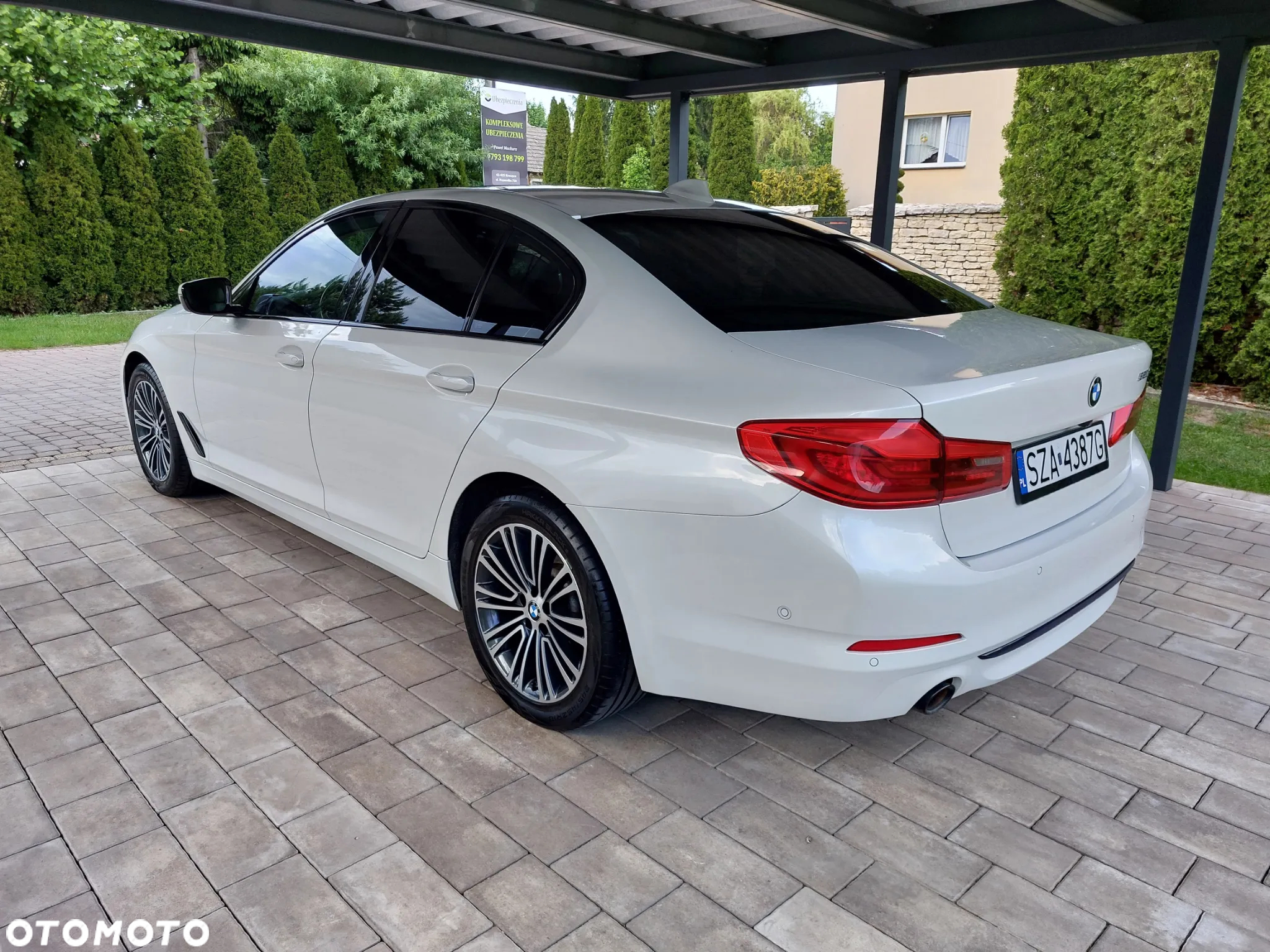 BMW Seria 5 520d Sport Line sport - 17