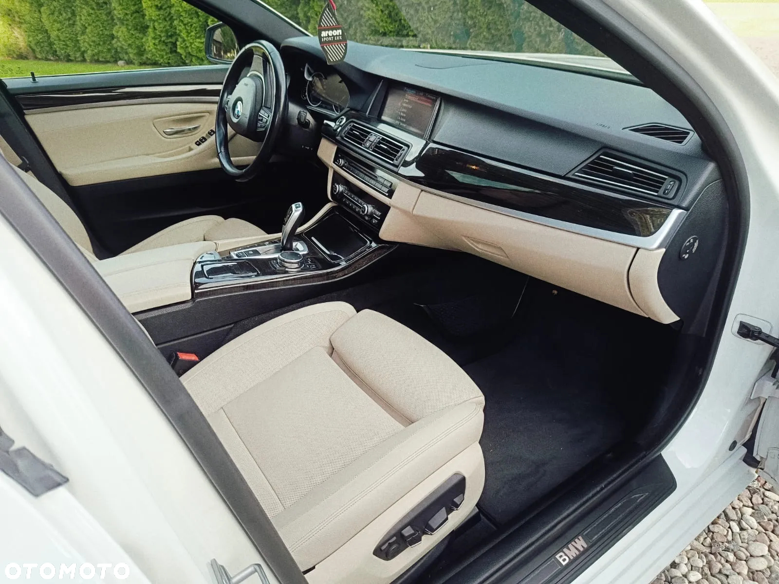 BMW Seria 5 535d xDrive - 15