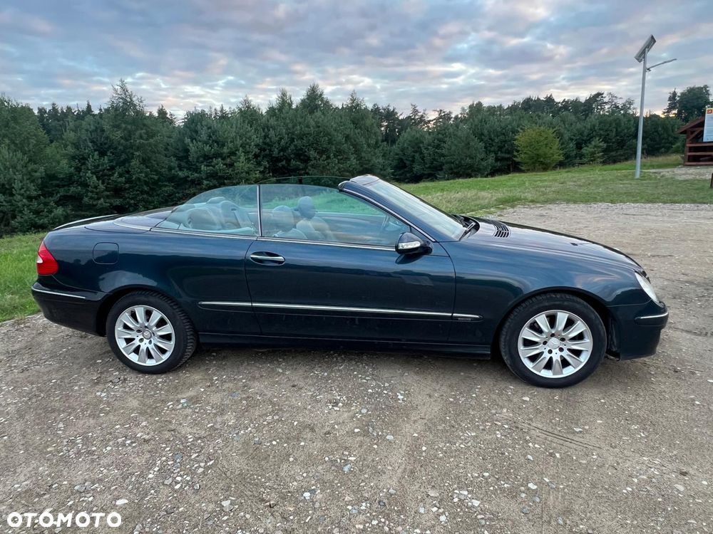 Mercedes-Benz CLK - 10