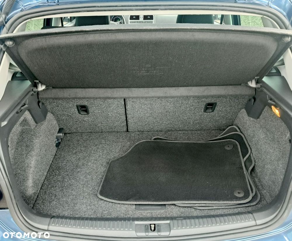 Volkswagen Polo - 16