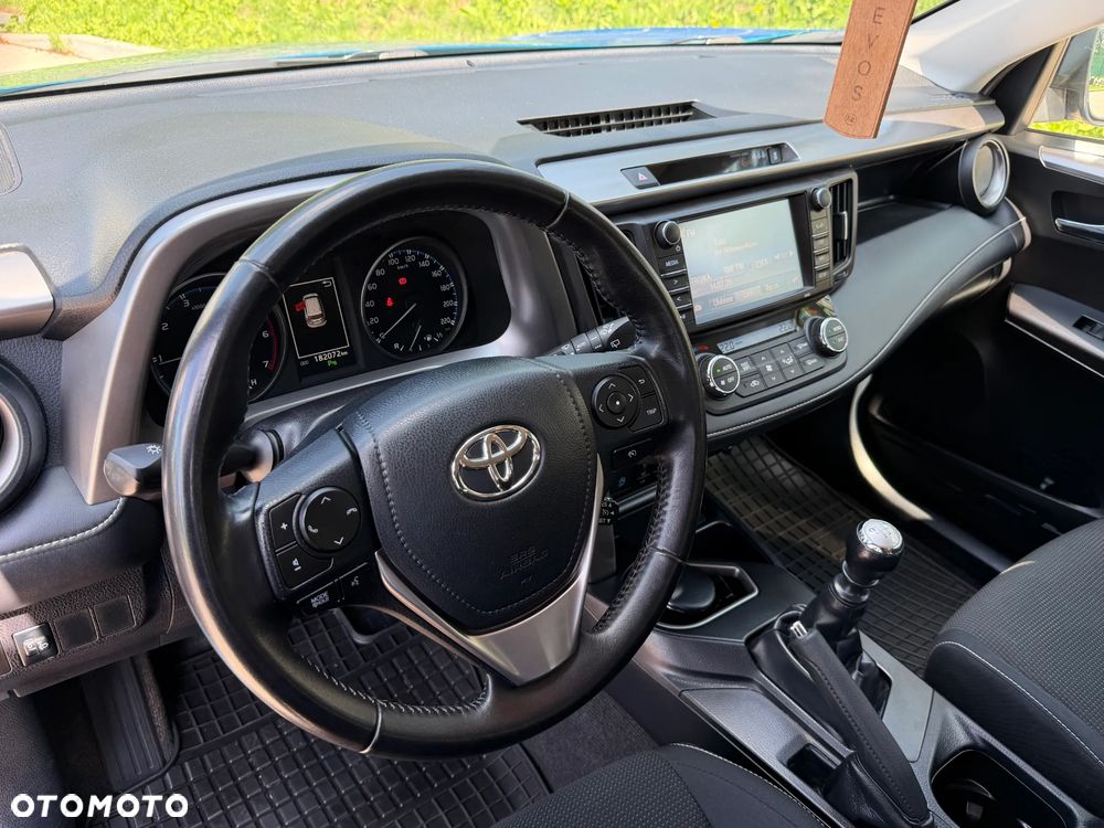 Toyota RAV4 2.0 D-4D Prestige 4x2 - 13