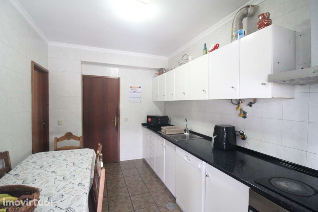APARTAMENTO T3 EM ESMORIZ - Grande imagem: 2/22