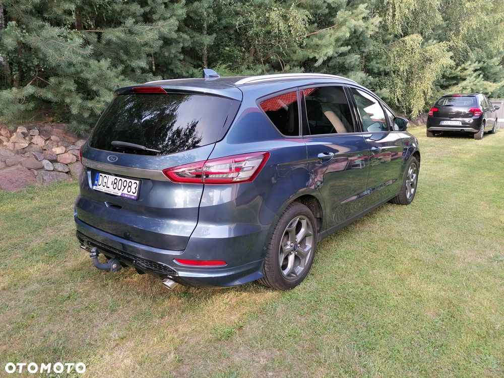 Ford S-Max - 1