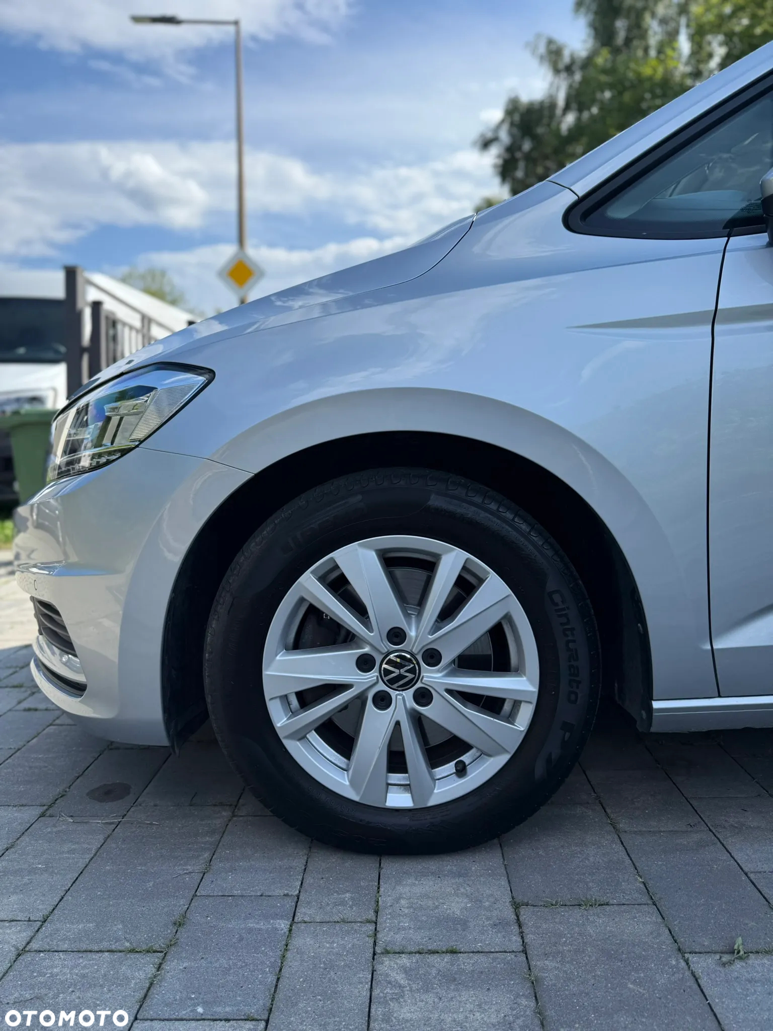 Volkswagen Touran 2.0 TDI BMT SCR Comfortline Plus - 10