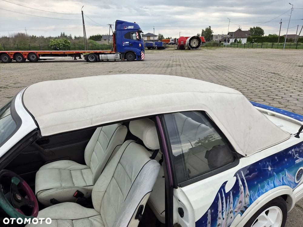 Ford Escort 1.6 Ghia - 8