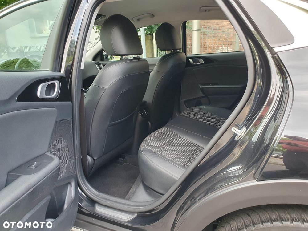 Kia XCeed 1.5 T-GDI OPF PLATINUM EDITION - 13