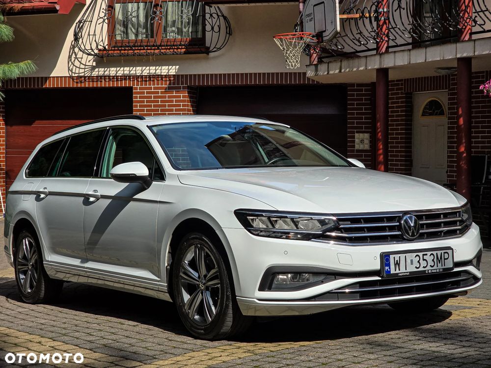 Volkswagen Passat Variant 2.0 TDI EVO Elegance DSG - 15