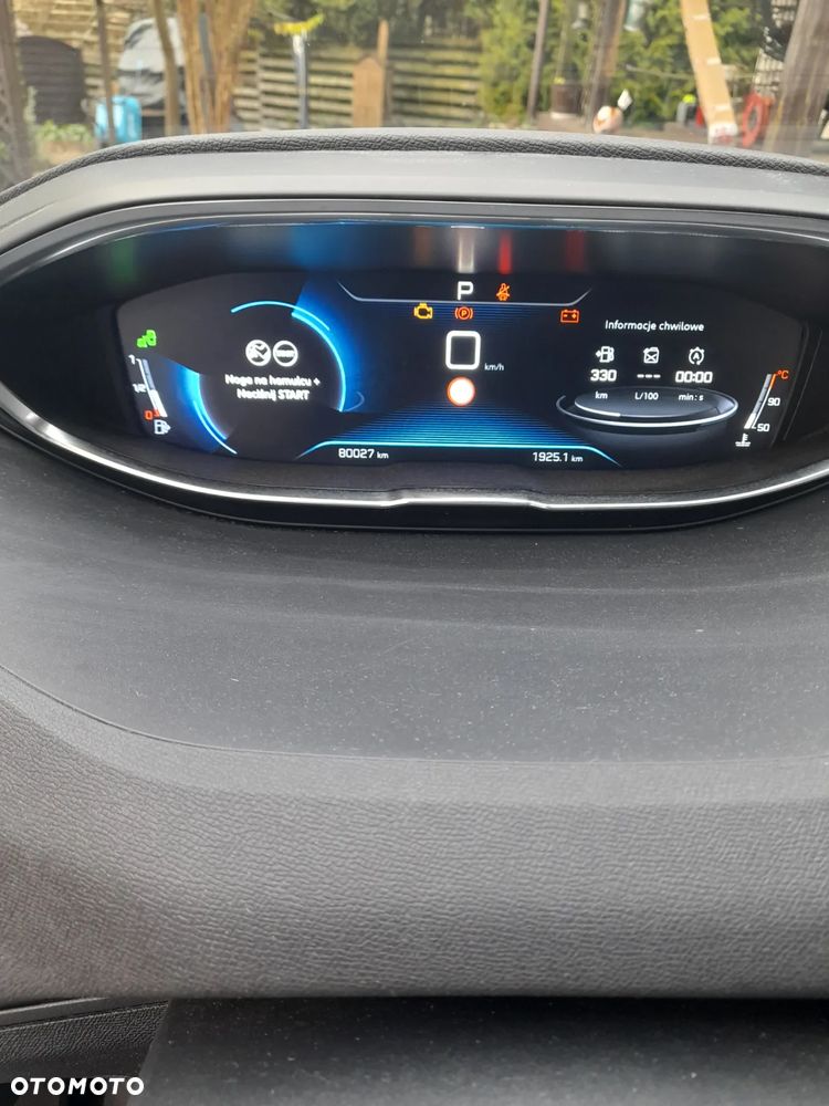 Peugeot 5008 1.2 PureTech Allure S&S EAT8 - 4