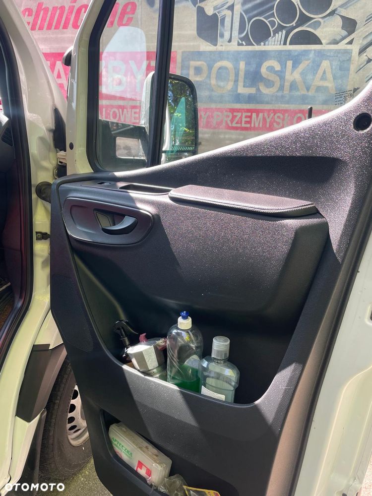 Mercedes-Benz Sprinter 316 - 24