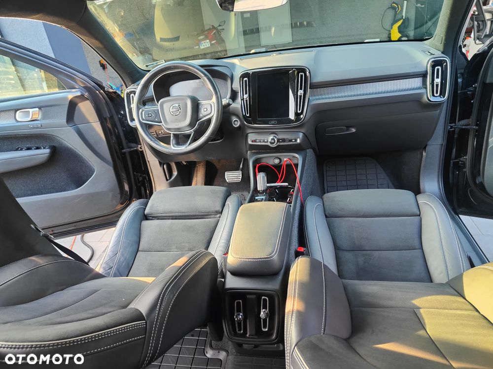 Volvo XC 40 T5 AWD R-Design - 22